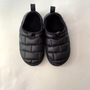 North Face kids  insulated slip-ons